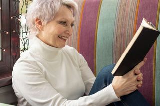 Test pro seniory: zodpovězte 10 otázek a já odhadnu, jestli jste chodili na gymnázium nebo na učňák - Médium.cz